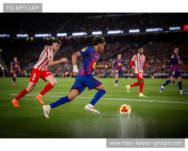 巴萨3.0时代开启，弗里克带来场均3球进攻盛宴，巴萨三队